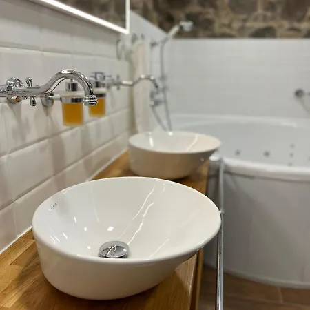 Vakantiehuis Stajnhaus Dubice *