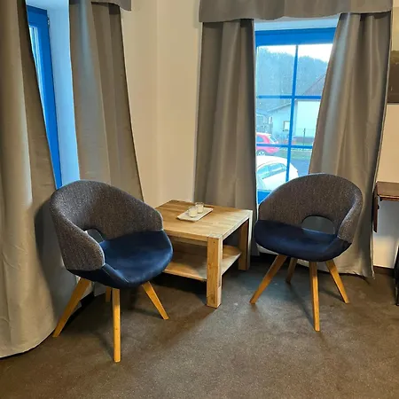 Vakantiehuis Stajnhaus Dubice *