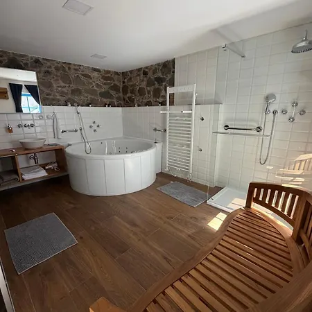 Stajnhaus Dubice Holiday home